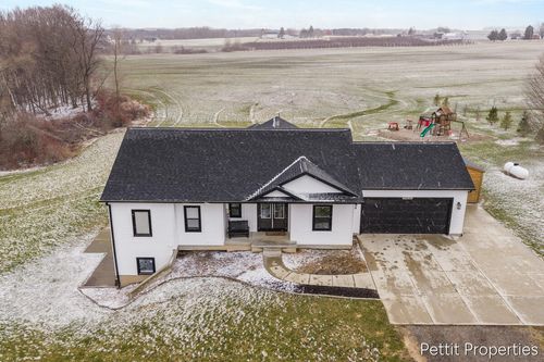 21650 Centennial Dr, Conklin, MI, 49403-9584 | Card Image