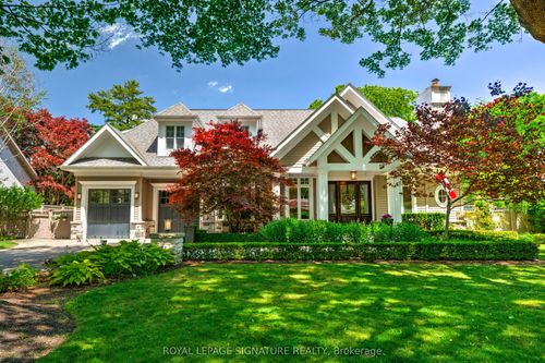 71 Ennisclare Dr W, Oakville, ON, L6J4N3 | Card Image