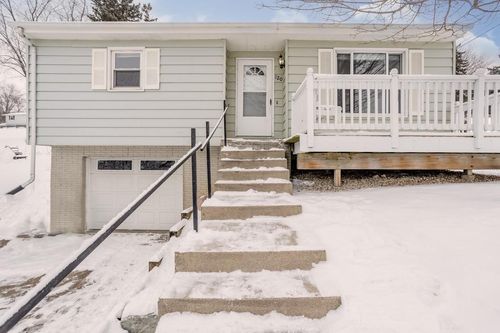 120 Highland Avenue, Iron Ridge, WI, 53035 | Card Image