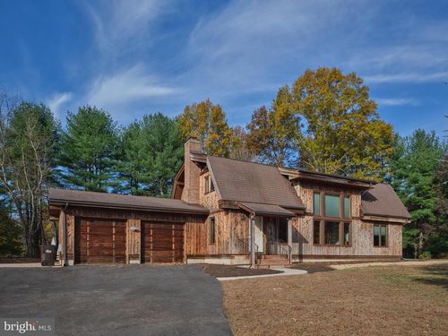 2999 Comfort Rd, NEW HOPE, PA, 18938-5621 | Card Image