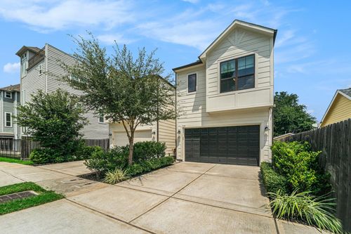 719 E 28th St, Houston, TX, 77009-1019 | Card Image