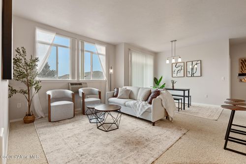 393-22855 E Country Vista Dr, Liberty Lake, WA, 99019-7711 | Card Image