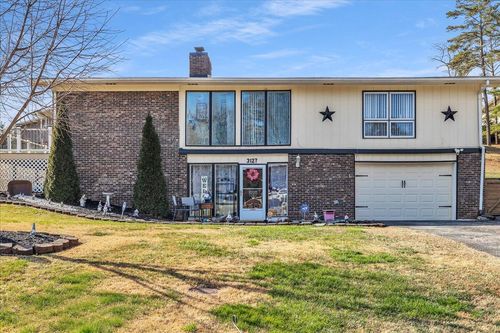 3127 Catron Lane, Morristown, TN, 37814 | Card Image