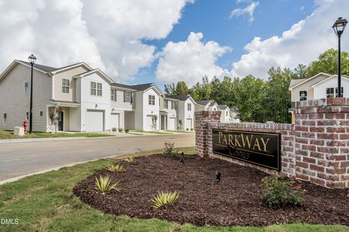 41 Marsh Harbor St, Clayton, NC, 27527-3401 | Card Image