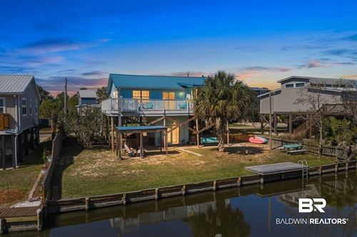 429 Creekview Ave, Gulf Shores, AL, 36542-6426 | Card Image