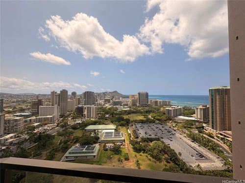 37d-1910 Ala Moana Blvd, Honolulu, HI, 96815-1819 | Card Image