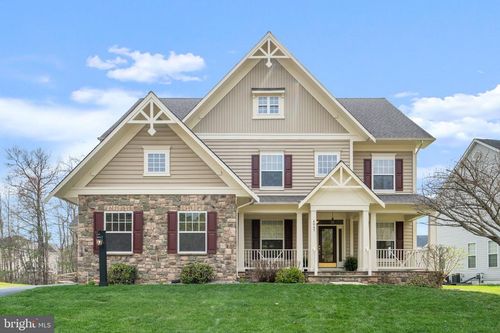 4045 Cray Dr, WARRENTON, VA, 20187-3906 | Card Image