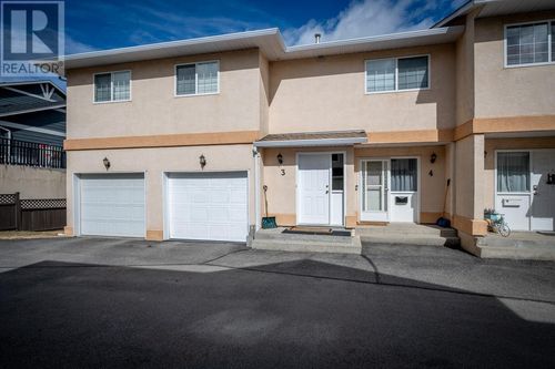 4-726 Dunrobin Dr, Kamloops, BC, V1S1X3 | Card Image