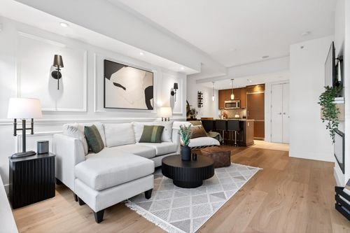 2538 Maple St, Vancouver, BC, V6J0B4 | Card Image