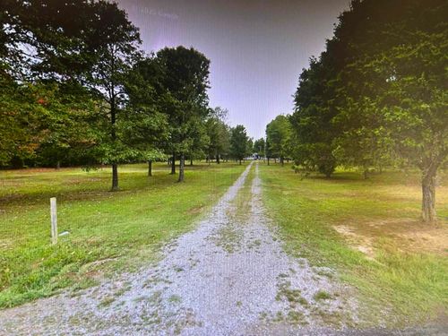 725 Jefferson Cir, Quitman, AR, 72131-9230 | Card Image