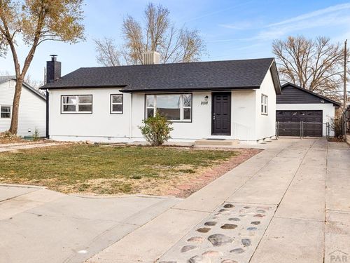 2018 Hollywood Dr, Pueblo, CO, 81005-2504 | Card Image