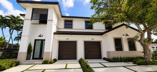 10915 Sw 52nd Dr, Miami, FL, 33165-6904 | Card Image