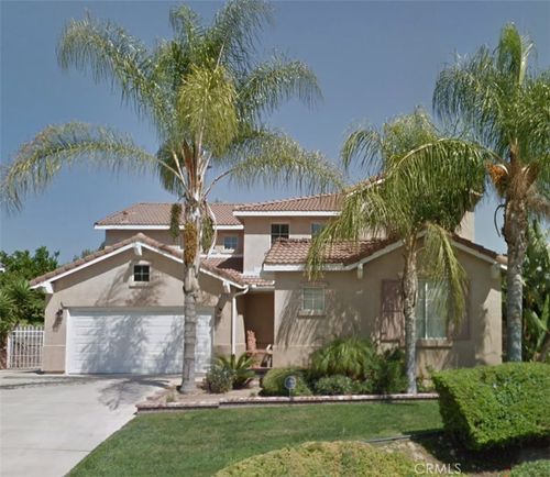 30101 Centro Vis, Highland, CA, 92346 | Card Image