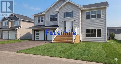 74 Av Kingsburgh, Charlottetown, PE, C1E3X4 | Card Image