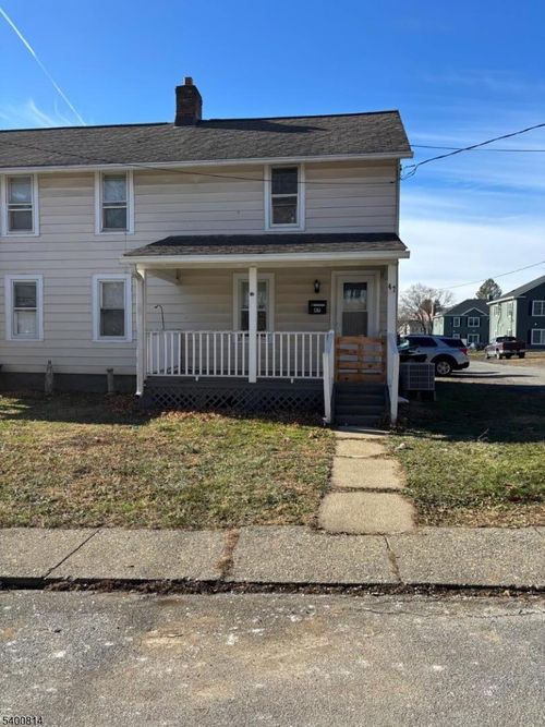47 N Jackson Ave, Washington, NJ, 07882-1759 | Card Image