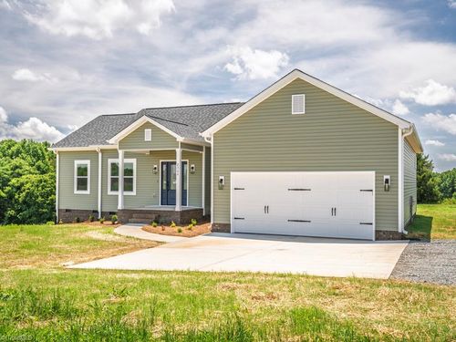 2364 Summertime Rd, Yadkinville, NC, 27055-7247 | Card Image