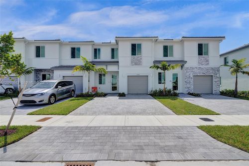732-732 Se 13th Ct, Homestead, FL, 33034-3463 | Card Image
