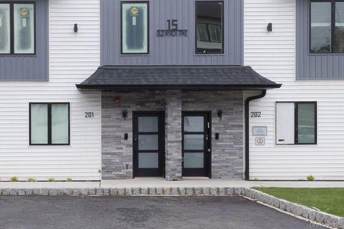 unit-201-15 Old Nyack Tpke, Monsey, NY, 10952-4046 | Card Image