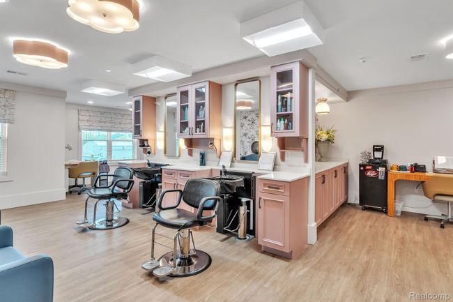 APT-201 - 1957 S Telegraph Rd, Condo with 2 bedrooms, 2 bathrooms and null parking in Bloomfield Hills MI | Image 32