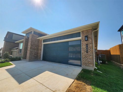 1521 Razorbill Rd, Denton, TX, 76205-7032 | Card Image