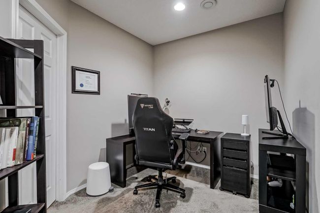 260 Chaparral Ridge Cir Se, House other with 4 bedrooms, 4 bathrooms and 2 parking in Calgary AB | Image 39