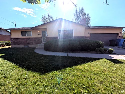 445 S 600 E, Hyrum, UT, 84319-1746 | Card Image