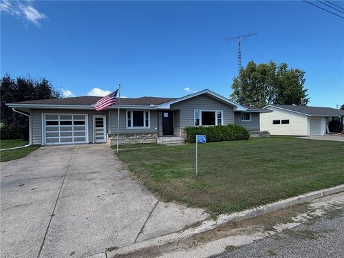 2027 County Road U, Waumandee, WI, 54622-8168 | Card Image