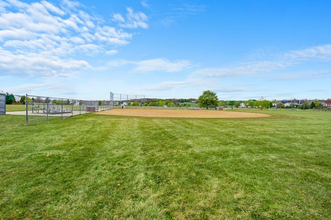 638 Legend Ln, Townhouse with 2 bedrooms, 2 bathrooms and 2 parking in McHenry IL | Image 28