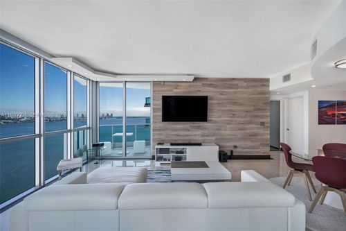 apt-2402-1331 Brickell Bay Dr, Miami, FL, 33131-3683 | Card Image