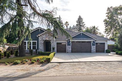 4809 N Sunset Ave, Fresno, CA, 93704-3026 | Card Image
