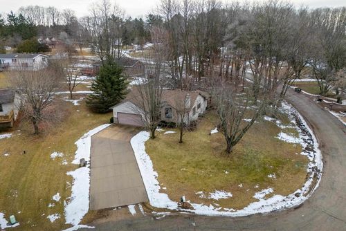 N7207 Circle Drive, Wyocena, WI, 53954 | Card Image