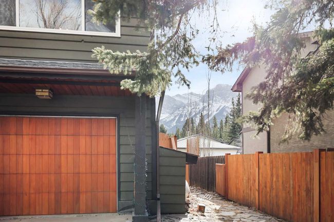 1 Pinewood Crescent, House other with 3 bedrooms, 2 bathrooms and 2 parking in Canmore AB | Image 5