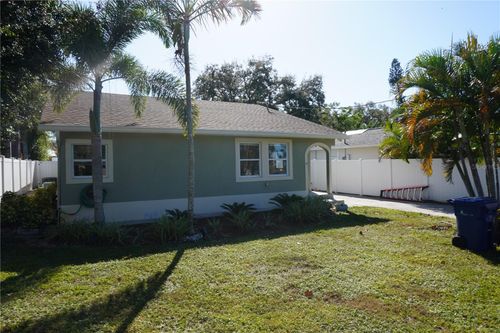 2436 Arapaho St, SARASOTA, FL, 34231-5014 | Card Image