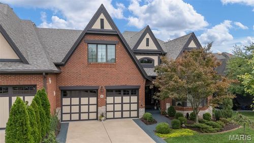 6 Upper Conway Ln, Chesterfield, MO, 63017-2065 | Card Image
