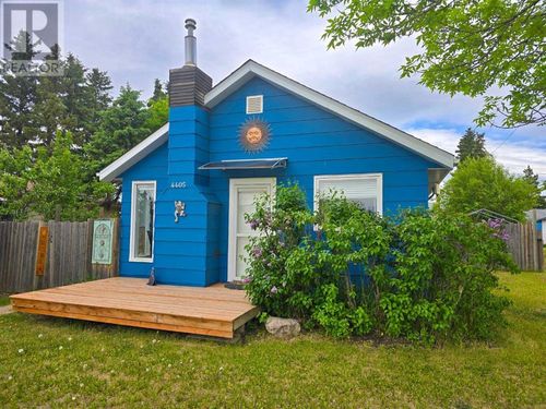 4405 47 St, Spirit River, AB, T0H0E8 | Card Image