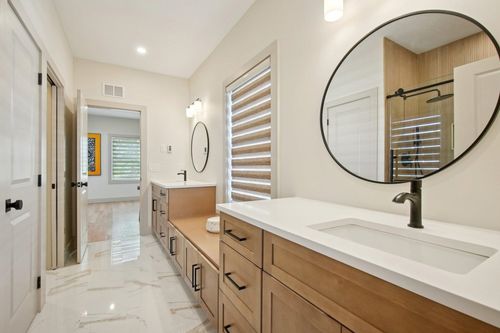 121 Clinton Ave, Jersey City, NJ, 07304-2428 | Card Image