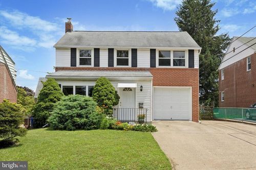 627 N Eagle Rd, HAVERTOWN, PA, 19083-2105 | Card Image