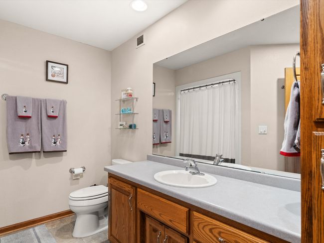 3201 Rolling Hills Dr, House other with 4 bedrooms, 3 bathrooms and null parking in Manitowoc WI | Image 16