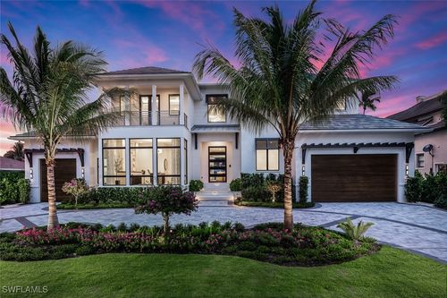 625 21st Ave S, NAPLES, FL, 34102-7609 | Card Image