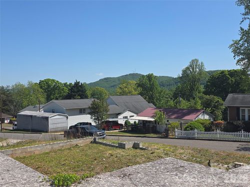 68 Nancy Tolley Street, Marion, NC, 28752 | Card Image