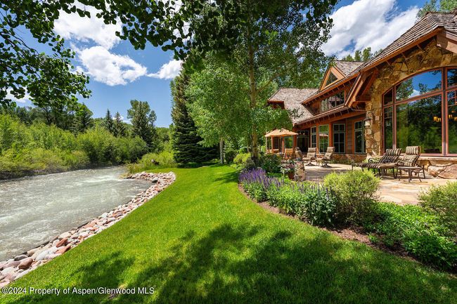 Nearly 900' of frontage on the Roaring Fork - about 300' on Lot 5 and the remainder on Lot 4, the vacant site adjacent. considerably more frontage on Lot 4, the vacant lot next door. | Image 14