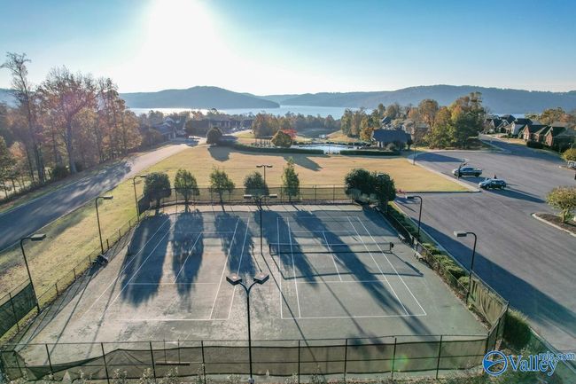 1018 Harbor Ridge Rd, Home with 0 bedrooms, 0 bathrooms and null parking in Guntersville AL | Image 5