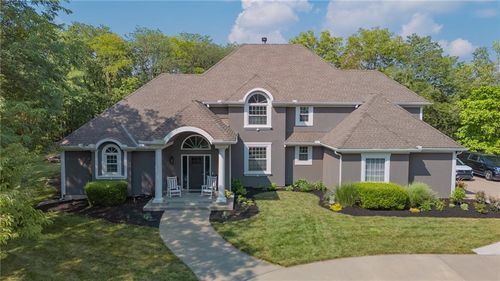 6218 Nw Kimberly Downs, Parkville, MO, 64152-3812 | Card Image