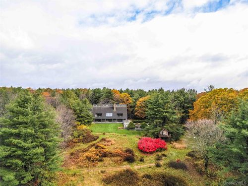 126 Shaker Ridge Dr, Canaan, NY, 12029-3722 | Card Image