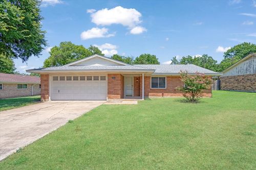 309 Pecan St, Howe, TX, 75459-4533 | Card Image