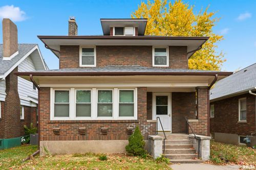 742 7th Ave S, Clinton, IA, 52732-5628 | Card Image