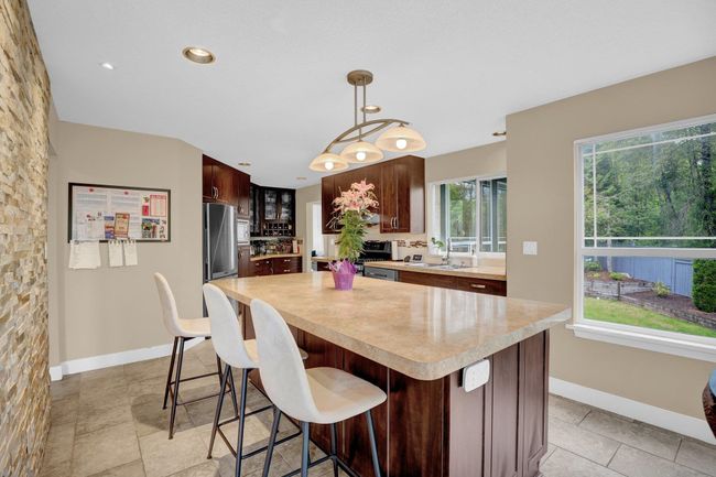 3090 Tanager Court, House other with 5 bedrooms, 4 bathrooms and 4 parking in Coquitlam BC | Image 12