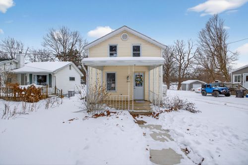 304 Marshall St, Brooklyn, MI, 49230-8336 | Card Image