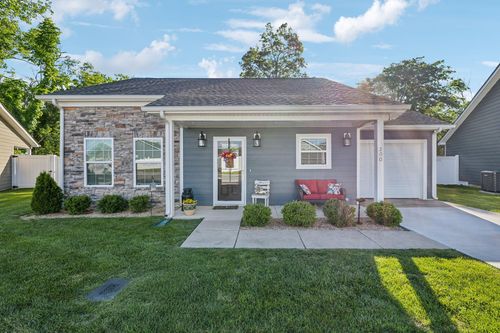 200 Nichols Dr, Woodbury, TN, 37190-2941 | Card Image