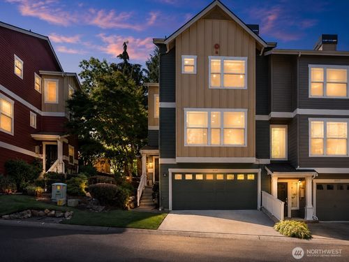 3801-16147 Ne 90th Way, Redmond, WA, 98052-7559 | Card Image